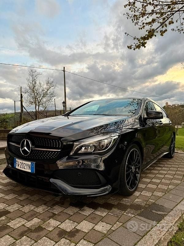 Usata Mercedes CLA220 Shooting Brake Premium 184 CV (135 kW) 2019 Nero Station wagon