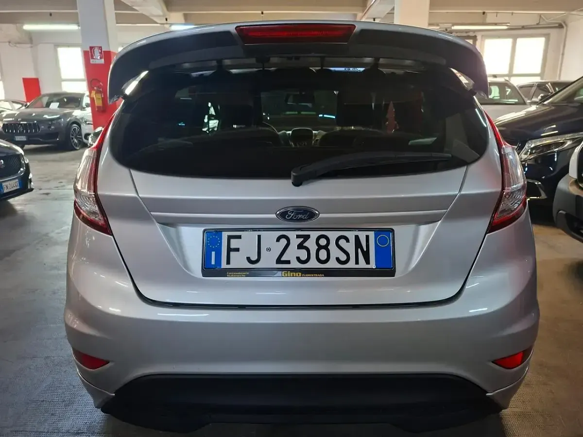 Gebraucht Ford Fiesta ST-Line 75 PS (55 kW) 2017 Silber Kleinwagen