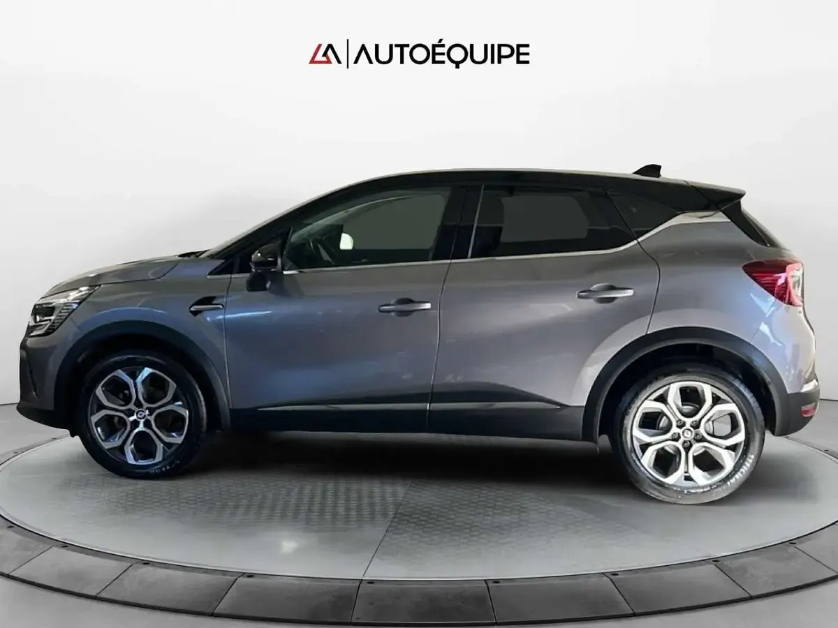 Usata Renault Captur Techno 101 CV (74 kW) 2023 Grigio SUV