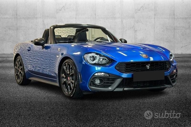 Usata Abarth 124 Spider 170 CV (125 kW) 2016 Blu/azzurro Cabrio