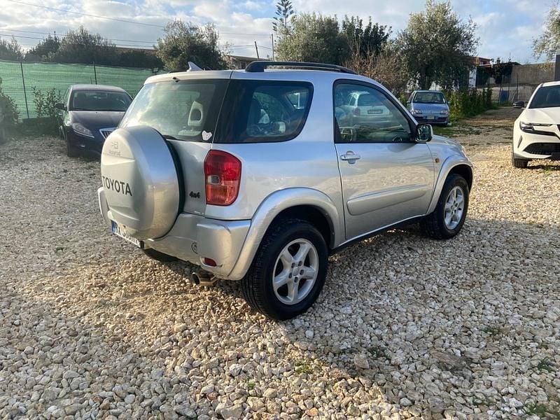 Usata Toyota RAV4 Sol 150 CV (110 kW) 2001 Grigio SUV