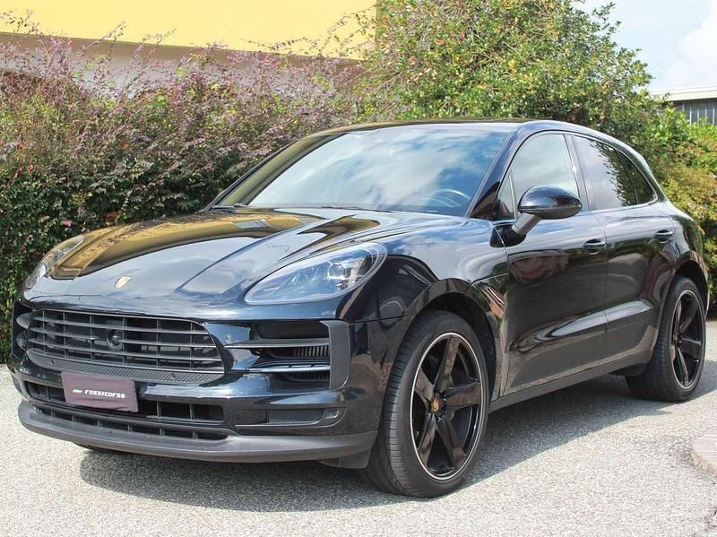 Nero Usata 2020 Porsche Macan SUV | 52.800 € (Buon prezzo) - Immagine 1/4