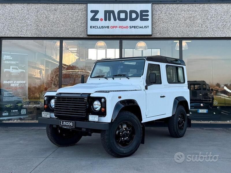 Bianco Usata 2014 Land Rover Defender SUV | 30.300 € - Immagine 1/4