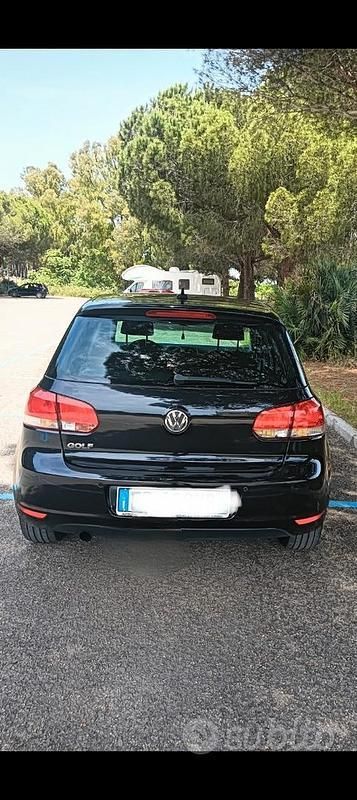 Usata VW Golf VI 105 CV (77 kW) 2012 Nero Utilitaria