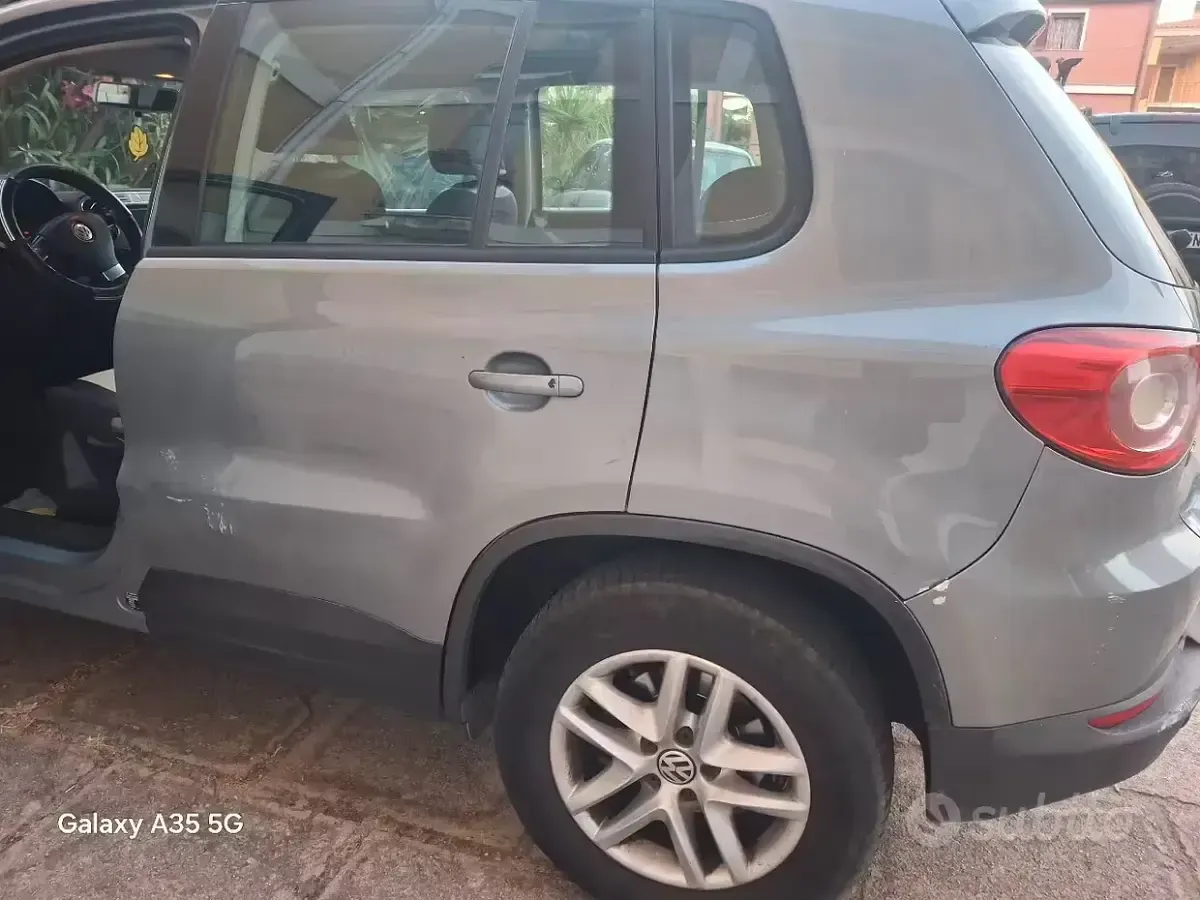 Usata VW Tiguan 140 CV (102 kW) 2007 Grigio SUV
