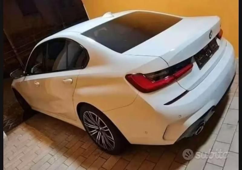 Usata BMW 318 M Sport 150 CV (110 kW) 2019 Bianco Berlina