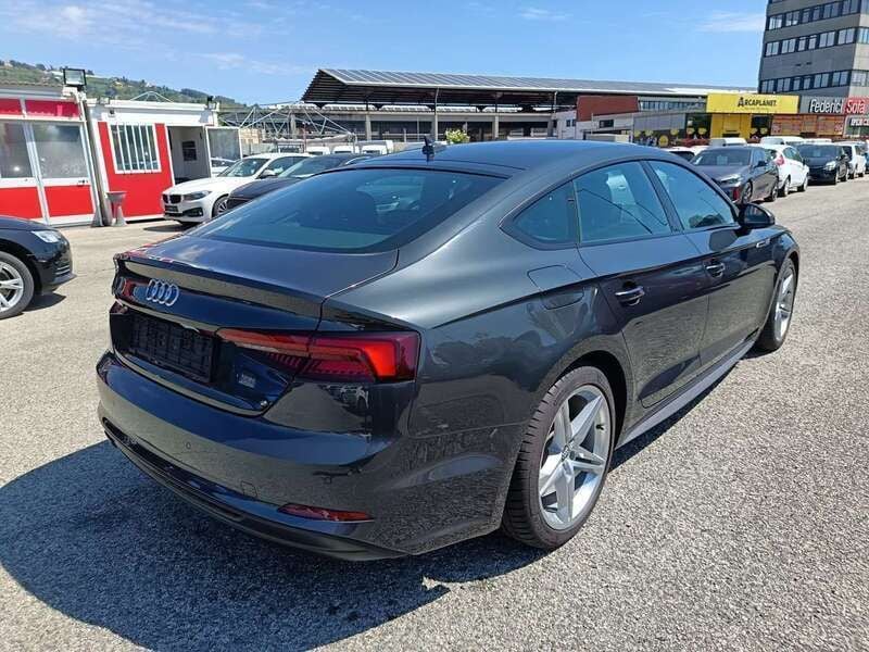 Usata Audi A5 Sportback S-Line 190 CV (139 kW) 2019 Grigio Utilitaria