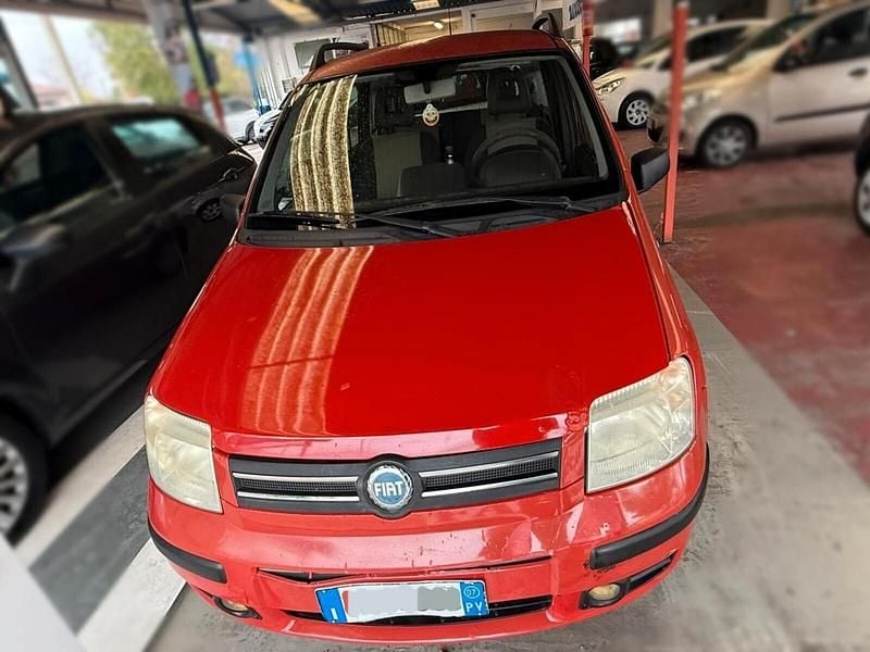 Rosso Usata 2007 Fiat Panda Dynamic Tre volumi | 2800 € (Ottimo prezzo) - Immagine 1/4