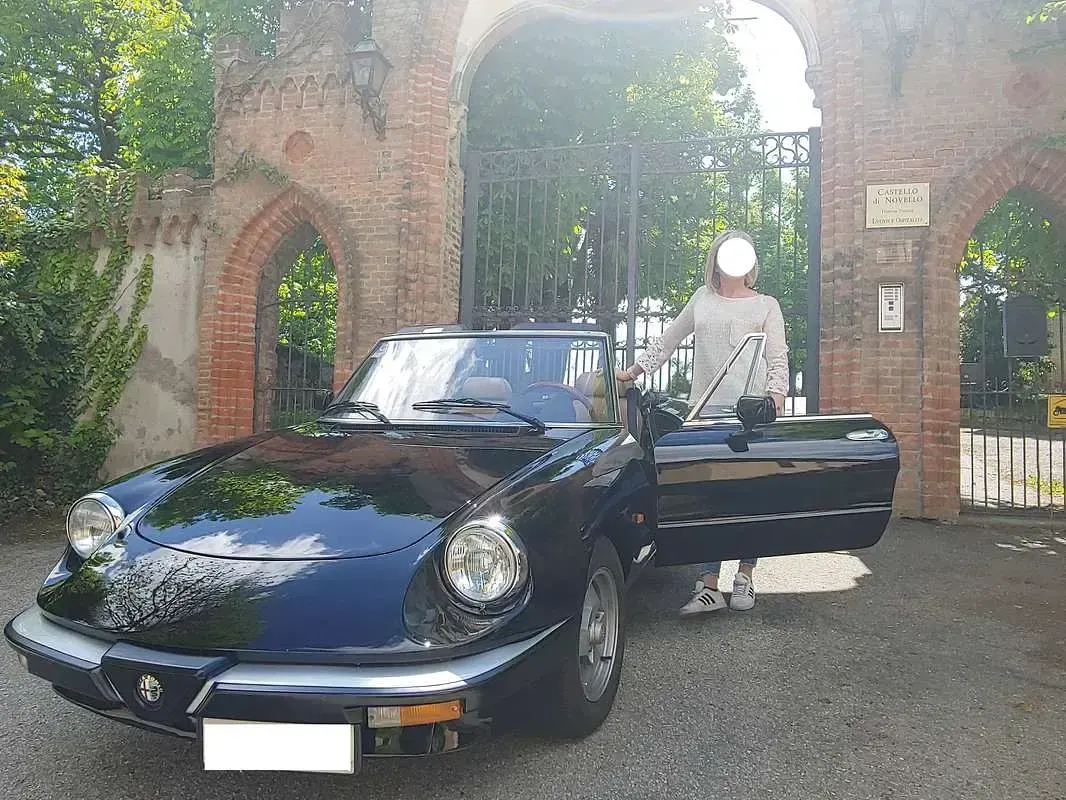 Usata Alfa Romeo Spider 128 CV (94 kW) 1984 Nero Cabrio