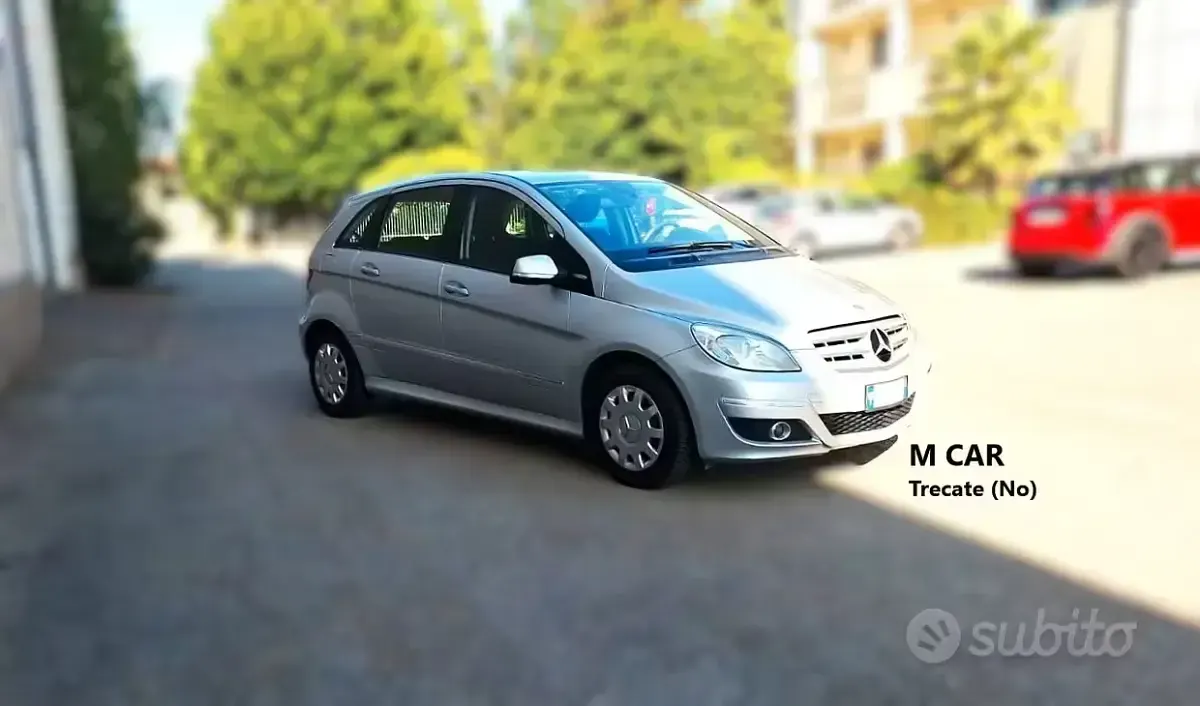 Usata Mercedes B160 Premium 95 CV (69 kW) 2011 Grigio Utilitaria