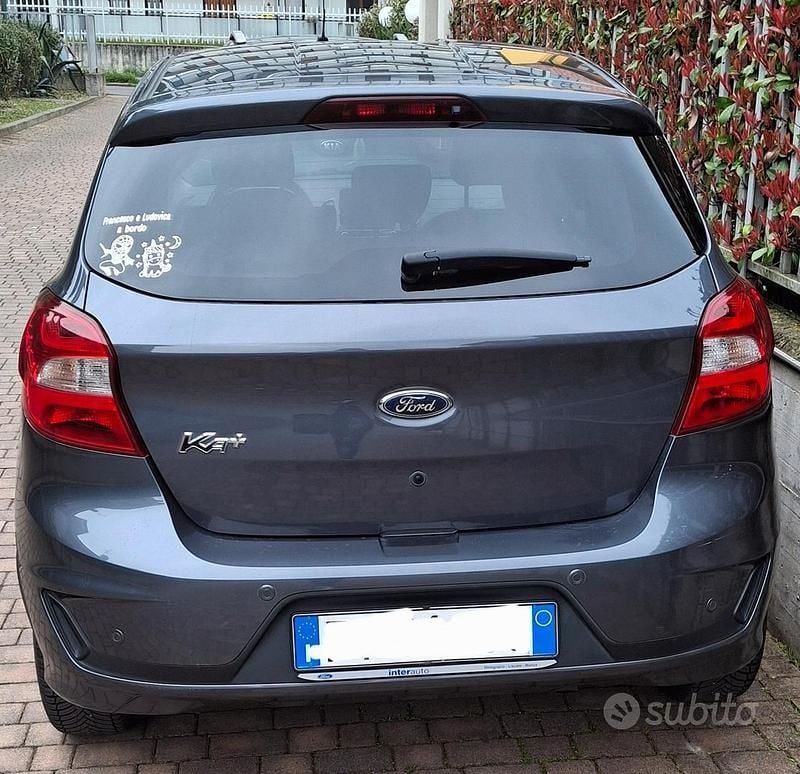 Usata Ford Ka Plus Ultimate 86 CV (63 kW) 2019 Grigio Utilitaria