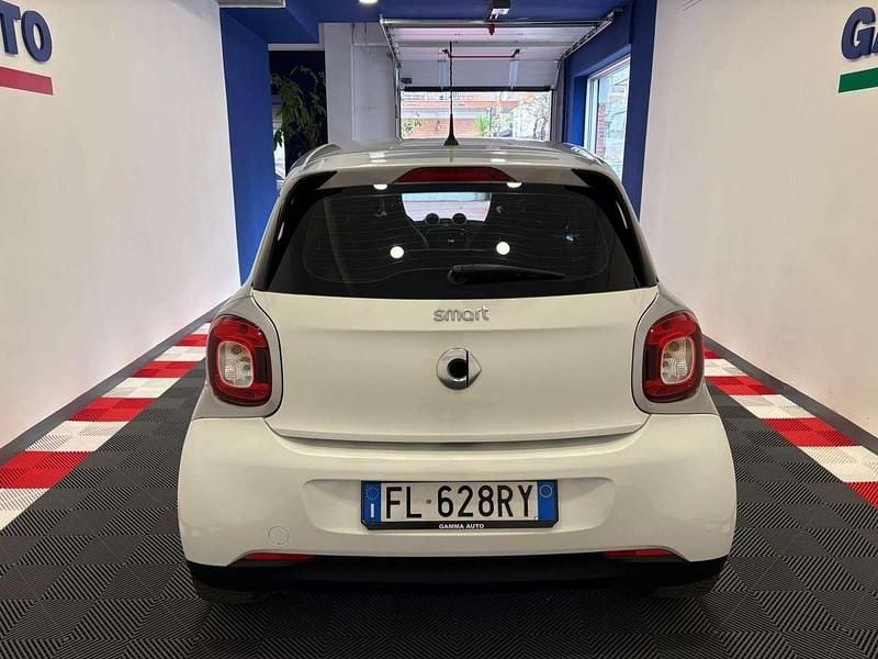 Usata Smart ForFour 71 CV (52 kW) 2017 Bianco Utilitaria