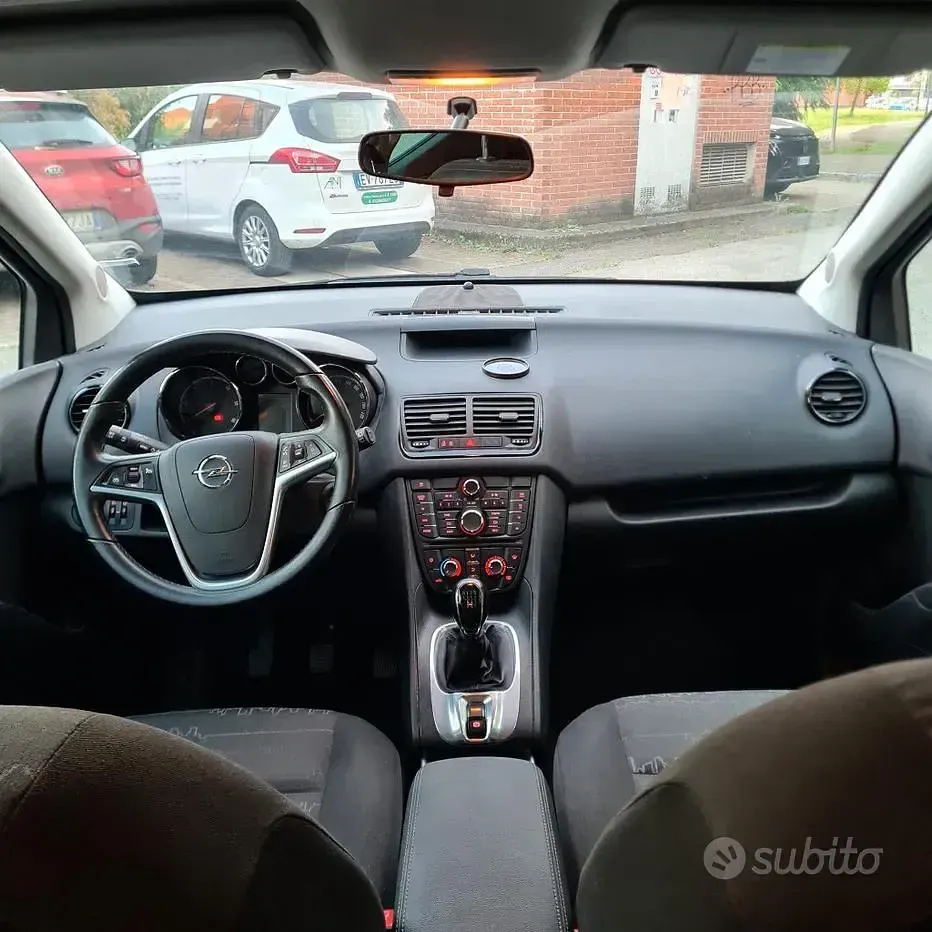 Usata Opel Meriva 110 CV (80 kW) 2012 Bianco Monovolume
