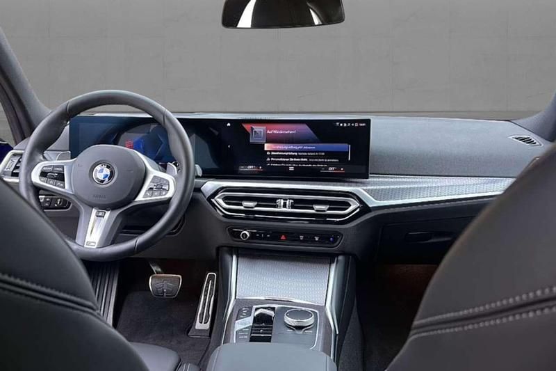 Usata BMW 330 M Sport 245 CV (180 kW) 2024 Blu/azzurro Berlina