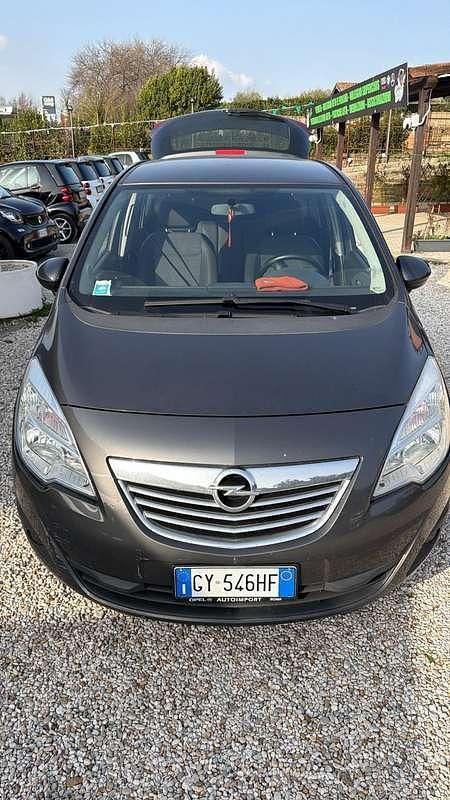 Usata Opel Meriva 120 CV (88 kW) 2011 Monovolume