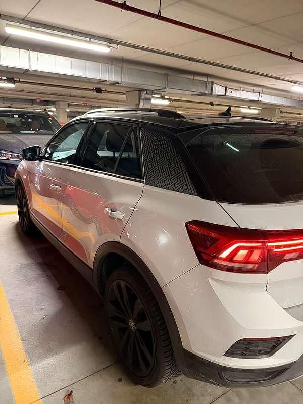 Usata VW T-Roc Style 116 CV (85 kW) 2019 Argento SUV