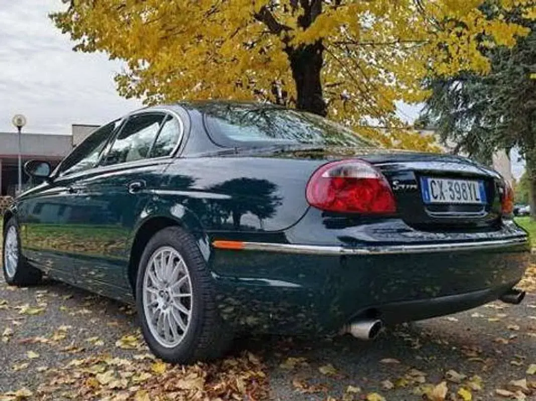 Usata Jaguar S-Type S 238 CV (175 kW) 2006 Verde Berlina