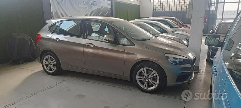 Usata BMW 220 192 CV (141 kW) 2018 Grigio Monovolume