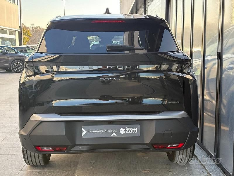 Nuova Peugeot 5008 GTi 136 CV (100 kW) 2025 Nero Monovolume