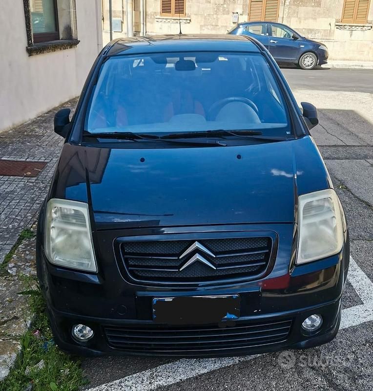 Nero Usata 2005 Citroën C2 VTR Sport Due volumi | 2950 € (Cara) - Immagine 1/4
