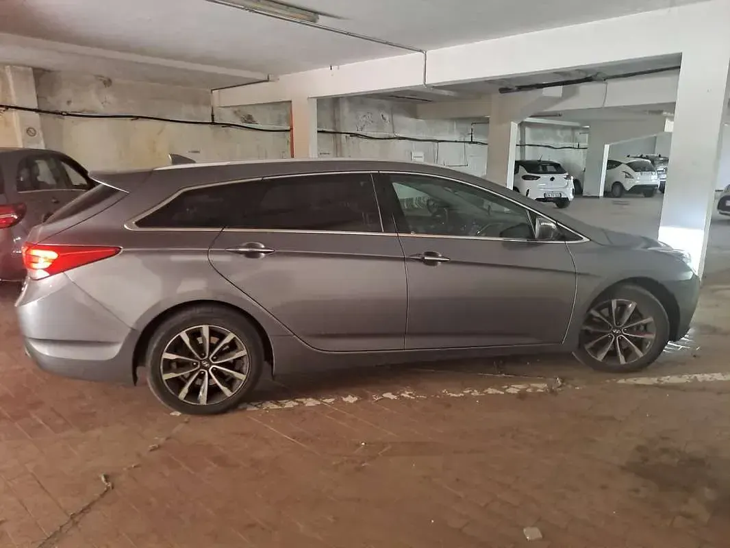 Usata Hyundai i40 Comfort 141 CV (103 kW) 2015 Station wagon
