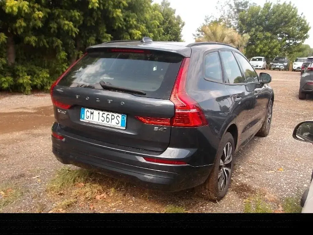 Usata Volvo XC60 Business Edition 197 CV (144 kW) 2023 Blu SUV
