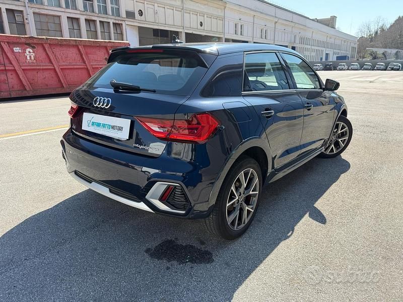Usata Audi A1 Admired 110 CV (80 kW) 2021 Grigio SUV