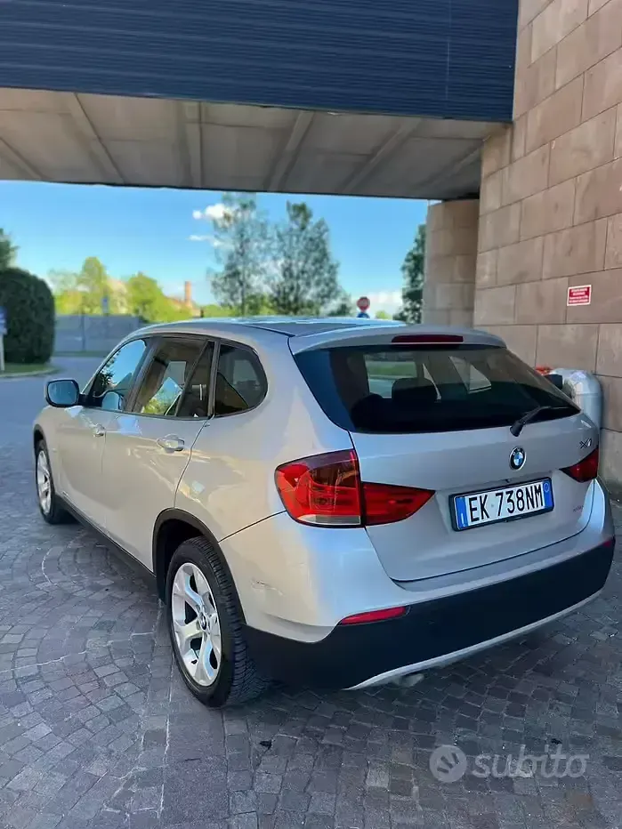 Usata BMW X1 143 CV (105 kW) 2011 SUV