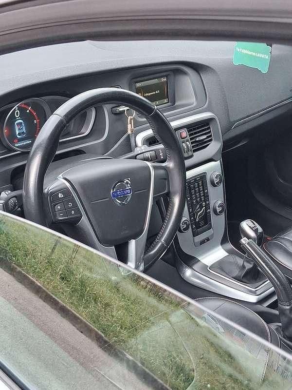 Usata Volvo V40 Ocean Race 120 CV (88 kW) 2015 Berlina