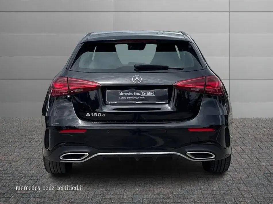 Usata Mercedes A180 Advanced Plus 116 CV (85 kW) 2023 Nero Berlina