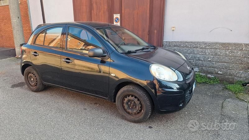 Usata Nissan Micra 98 CV (72 kW) 2011 Utilitaria