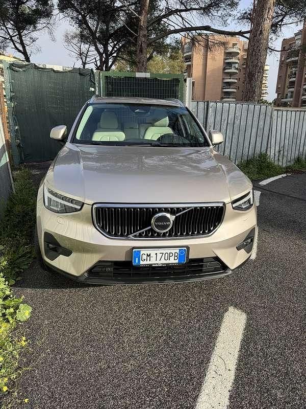 Usata Volvo XC40 Core 129 CV (94 kW) 2023 SUV