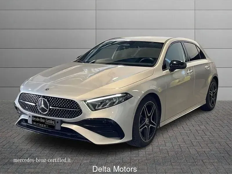 Usata Mercedes A180 Advanced Plus 116 CV (85 kW) 2023 Utilitaria