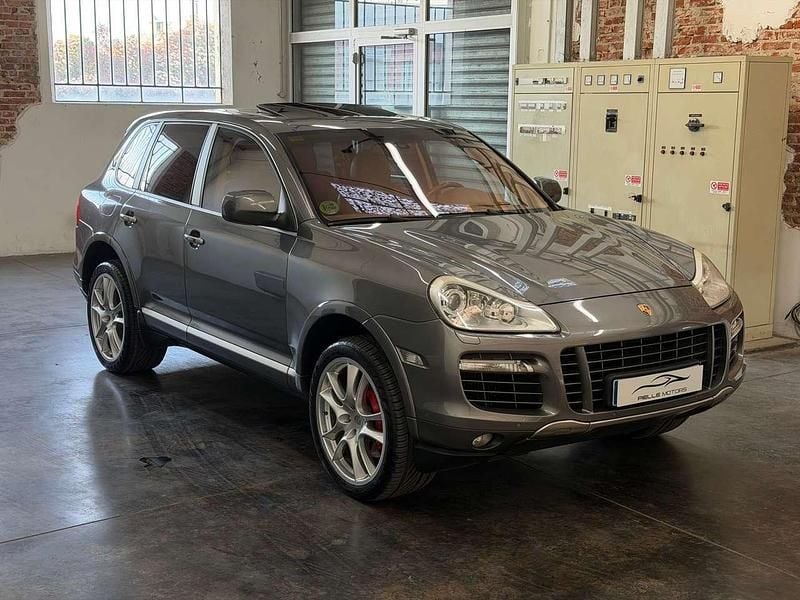 Usata Porsche Cayenne Turbo 500 CV (367 kW) 2007 Grigio SUV