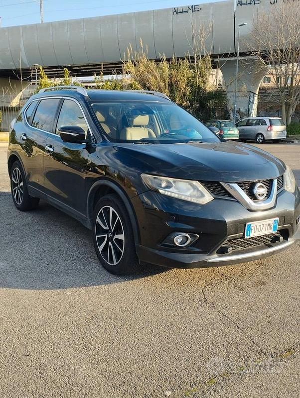 Usata Nissan X-Trail 131 CV (96 kW) 2016 Nero SUV