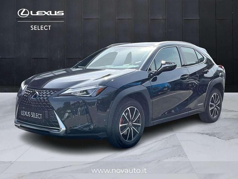 Usata Lexus UX 250h Executive Line 184 CV (135 kW) 2022 Nero SUV