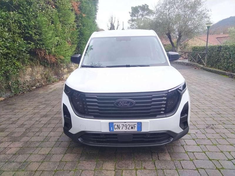 Bianco Usata 2024 Ford Transit Trend Furgone | 17.900 € (Cara) - Immagine 1/4