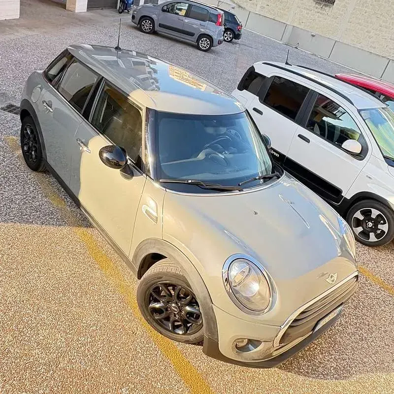 Usata Mini One D 95 CV (69 kW) 2016 Grigio Utilitaria