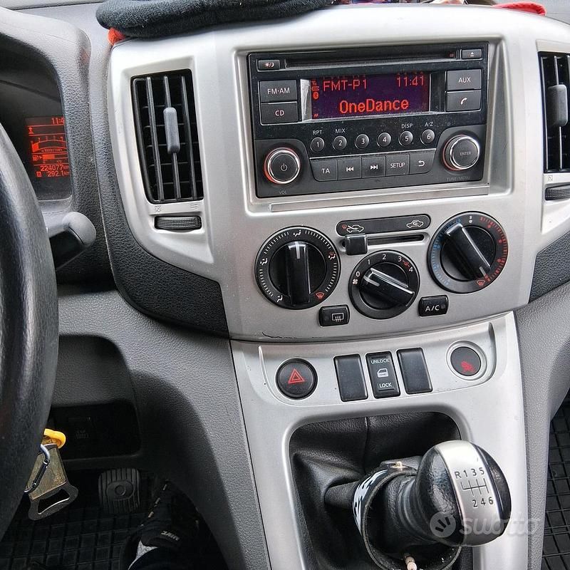 Usata Nissan Evalia 110 CV (80 kW) 2012 Grigio Monovolume