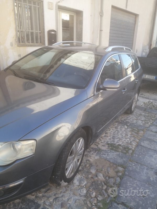 Usata VW Passat 140 CV (102 kW) 2005 Grigio Station wagon