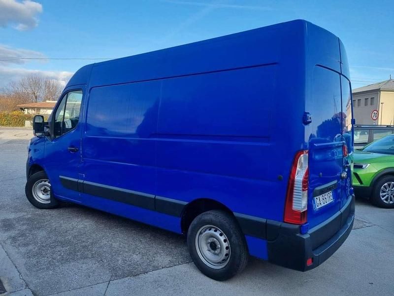 Usata Renault Master 136 CV (100 kW) 2020 Blu/azzurro Furgone