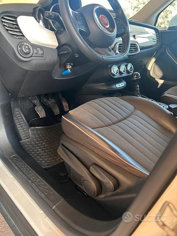 Usata Fiat 500X 120 CV (88 kW) 2016 Bianco SUV
