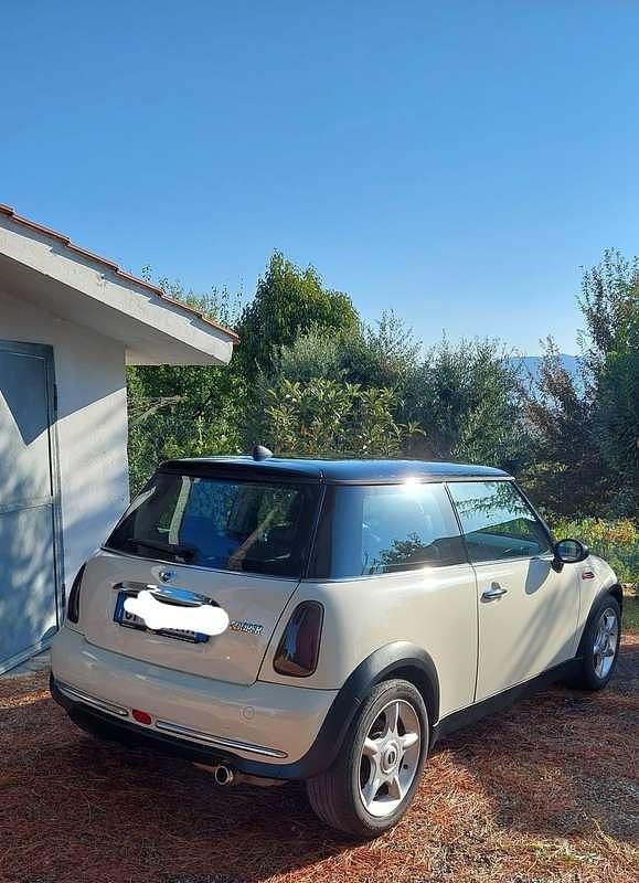 Usata Mini Cooper 116 CV (85 kW) 2004 Utilitaria