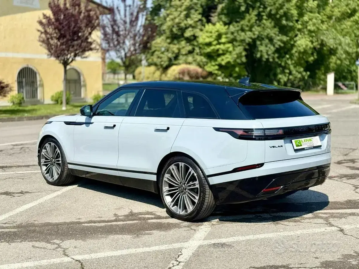 Usata Land Rover Range Rover Velar HSE Dynamic 404 CV (297 kW) 2024 Grigio SUV