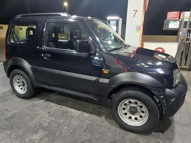 Usata Suzuki Jimny 86 CV (63 kW) 2007 Nero SUV