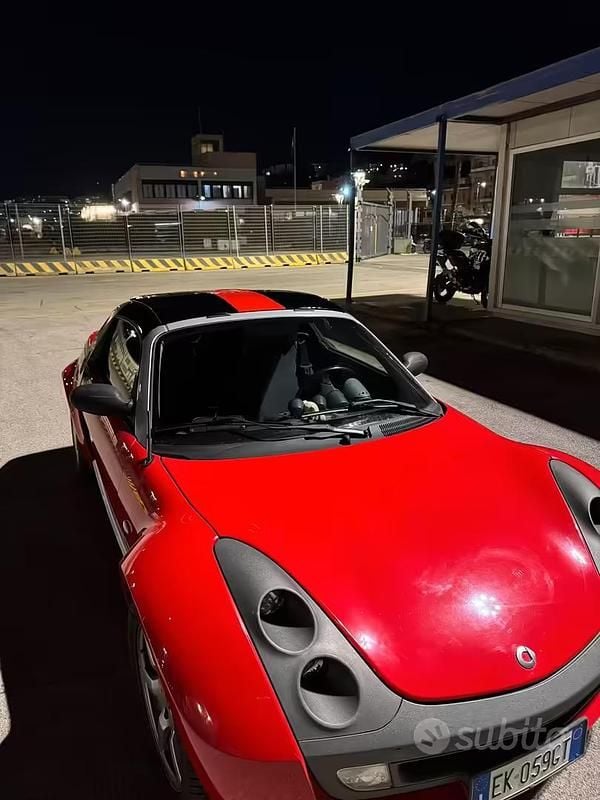 Usata Smart Roadster 82 CV (60 kW) 2003 Rosso Cabrio