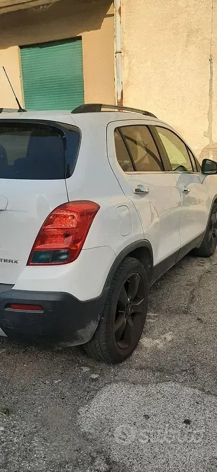 Usata Chevrolet Trax 131 CV (96 kW) 2013 Bianco SUV