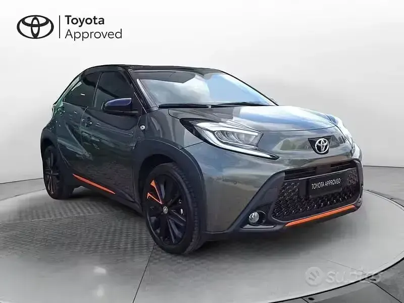 Usata Toyota Aygo X Limited 72 CV (52 kW) 2022 Verde SUV
