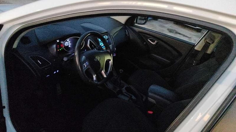 Usata Hyundai ix35 Classic 116 CV (85 kW) 2012 Bianco SUV