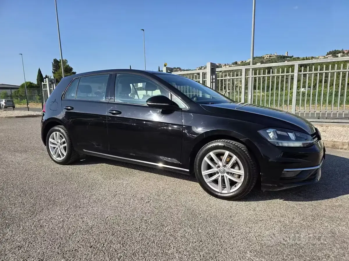 Usata VW Golf VII Highline 116 CV (85 kW) 2018 Nero Berlina